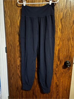 Athleta Salutation High-Waist Navy Jogger Pants